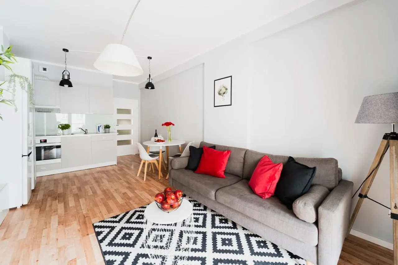 New Apartment Old Town - 3 Rooms - 7 People - Parking Place - Kosciuszki Street Wroclaw